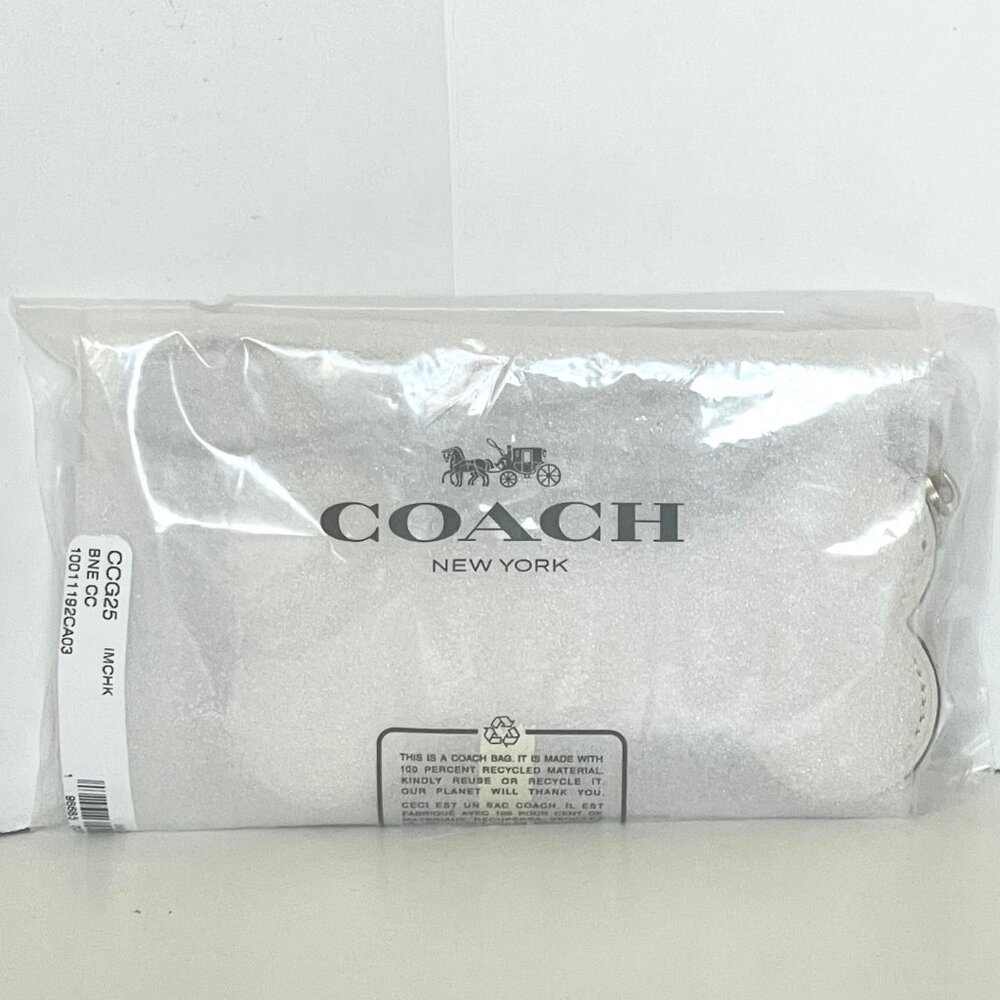 Coach Bone Coin Case Wristlet CCG25 Chalk Glovetanned Leather Gold Halloween - Picture 3 of 8
